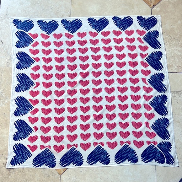Lightweight summer spring scarf red white blue color hearts pattern 4th of July - Picture 3 of 4